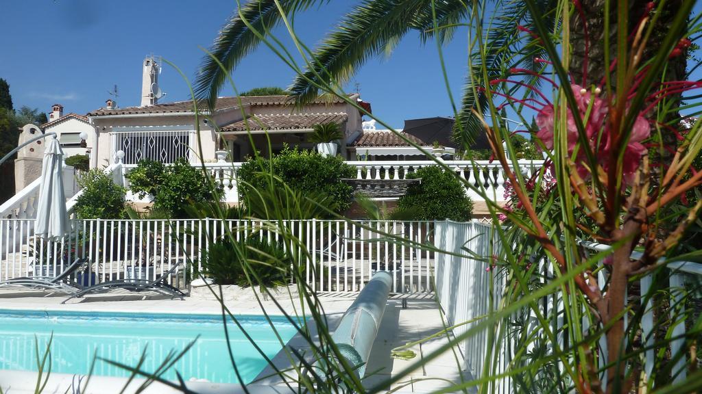 La Lezardiere Hotel La Colle-sur-Loup Pokój zdjęcie